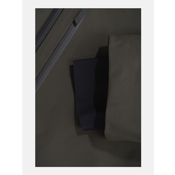 Peak Performance M Alpine 2L Jacket - Image 5