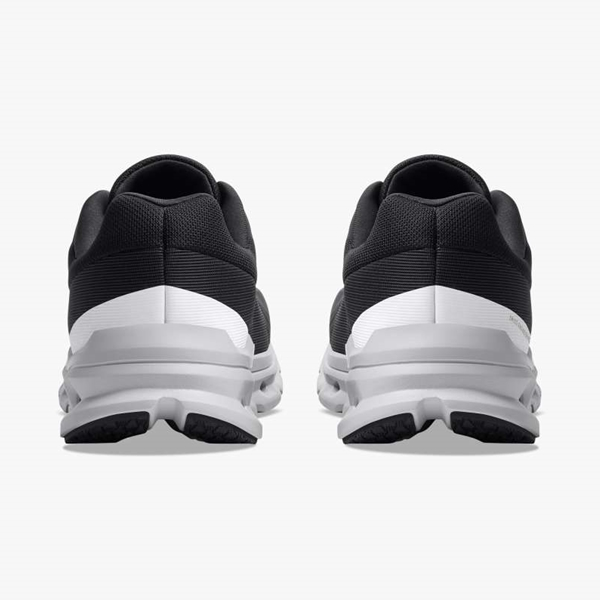 On Cloudrunner M - Image 6