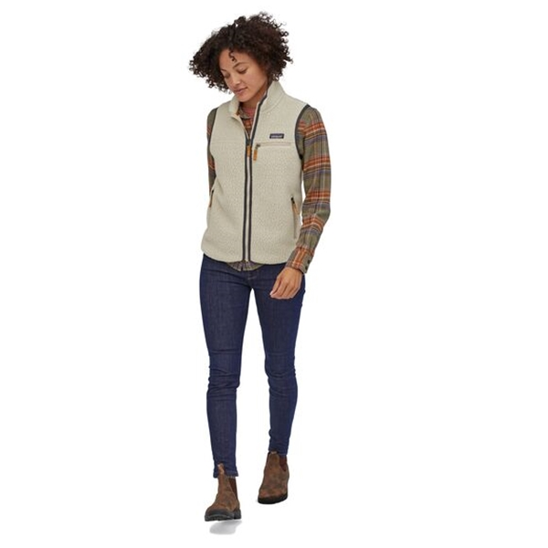 Patagonia W's Retro Pile Vest - Image 6