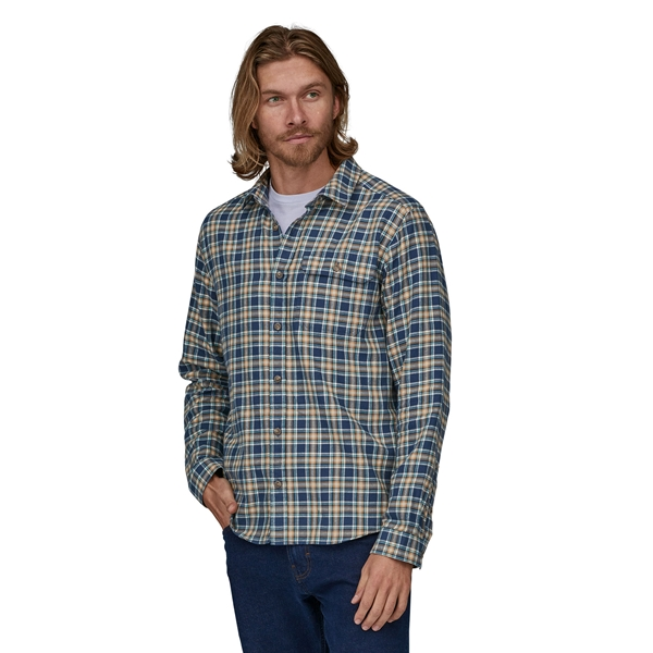 Patagonia M's L/S Cotton In Conversion LW Fjord Flannel Shirt - Image 5